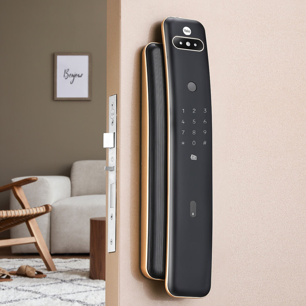 Smart Door Locks: Enhance Your Home Security Effortlessly