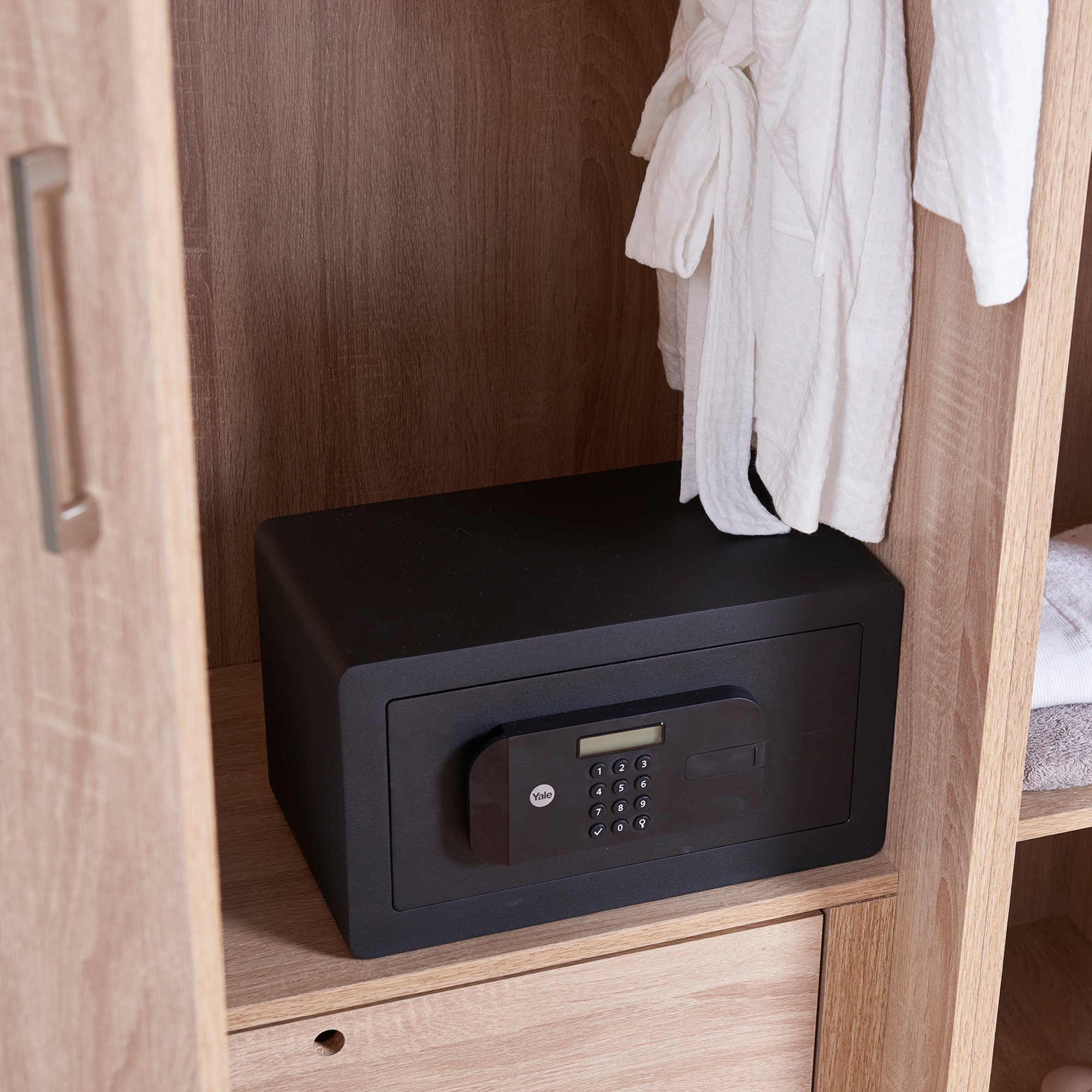 Safes Dubai Security Safes Safe Box Dubai Yale